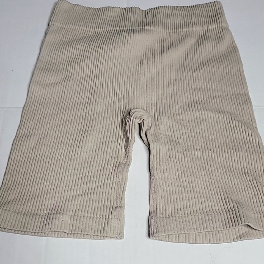 Forever 21 women's tan biker shorts